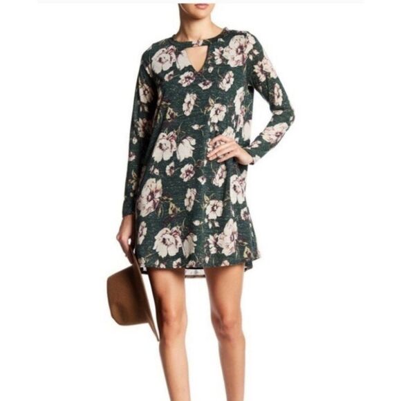 Peach Love California Floral Dress - Medium - Picture 1 of 7